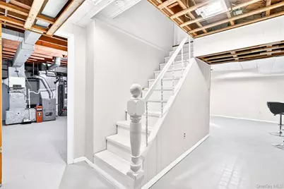 106 Wellford Road, White Plains, NY 10607 - Photo 19