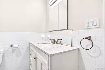 106 Wellford Road, White Plains, NY 10607 - Photo 17