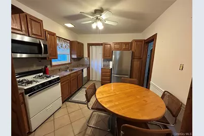 70 E Beverly Parkway, Valley Stream, NY 11580 - Photo 21