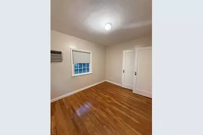 956 Cherry Lane, Floral Park, NY 11001 - Photo 9