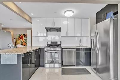 4516 83 Street #E8F, Elmhurst, NY 11373 - Photo 7