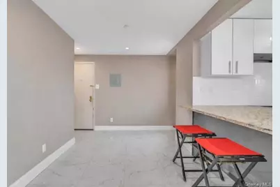 4516 83 Street #E8F, Elmhurst, NY 11373 - Photo 9