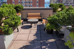 245 E 25th St, New York, NY 10010 - Photo 17