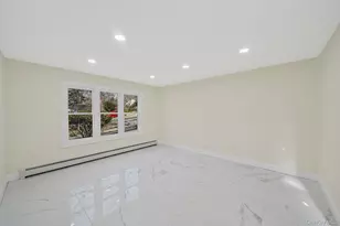 95 Berkshire Dr, Farmingville, NY 11738 - Photo 23