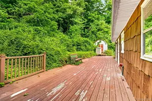 237 Old Church Rd, Putnam Valley, NY 10579 - Photo 37