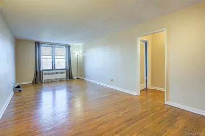 65-35 108th #D7, Forest Hills, NY 11375 - Photo 7