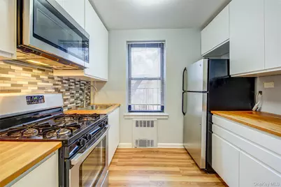 65-35 108th #D7, Forest Hills, NY 11375 - Photo 17