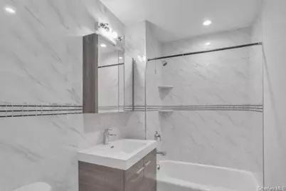 4516 83rd Street #E8G, Elmhurst, NY 11373 - Photo 7