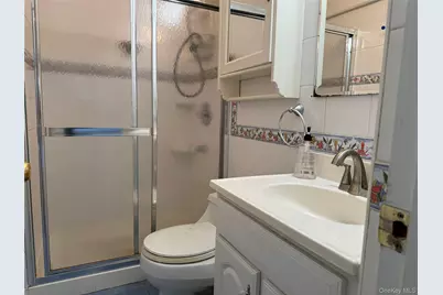 46 W Lane Drive, Plainview, NY 11803 - Photo 9