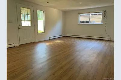 46 W Lane Drive, Plainview, NY 11803 - Photo 17