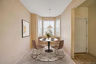 11 Cranberry Cir, Medford, NY 11763 - Photo 7