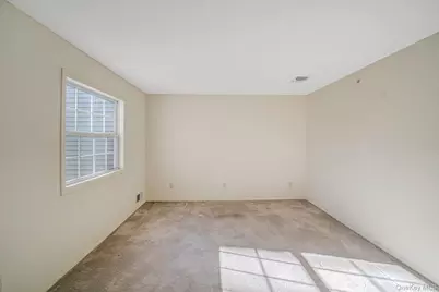 11 Cranberry Circle, Medford, NY 11763 - Photo 27