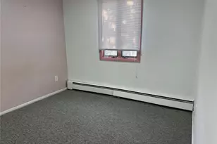 10 Marsulin Dr, Syosset, NY 11791 - Photo 9