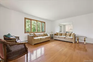 10 Marsulin Dr, Syosset, NY 11791 - Photo 5