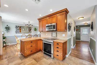 346 Victory Drive, Ronkonkoma, NY 11779 - Photo 15