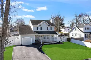 346 Victory Dr, Ronkonkoma, NY 11779 - Photo 41