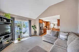 346 Victory Dr, Ronkonkoma, NY 11779 - Photo 17