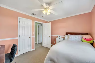 346 Victory Drive, Ronkonkoma, NY 11779 - Photo 25