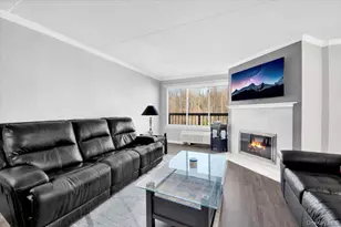 400 High Point Dr, Hartsdale, NY 10530 - Photo 9