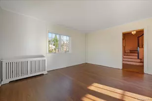 40 Franklin Ct, Garden City, NY 11530 - Photo 7