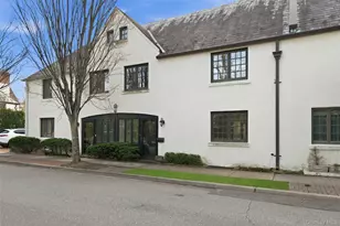 40 Franklin Ct, Garden City, NY 11530 - Photo 43