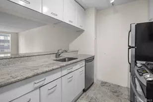 4 Martine Ave, White Plains, NY 10606 - Photo 15