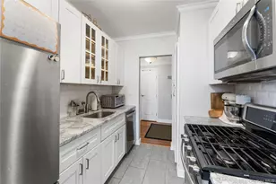 472 Gramatan Ave, Mount Vernon, NY 10552 - Photo 5