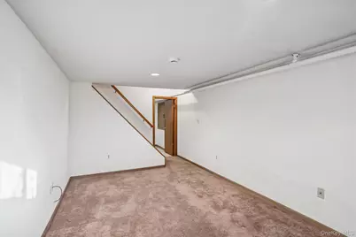 41 Goldenrod Avenue, Franklin Square, NY 11010 - Photo 23