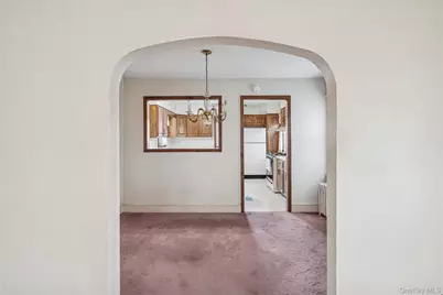 41 Goldenrod Avenue, Franklin Square, NY 11010 - Photo 7