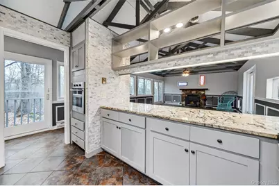 98 Mount Airy Road S, Croton on Hudson, NY 10520 - Photo 19