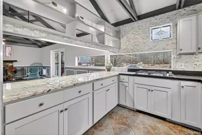 98 Mount Airy Road S, Croton on Hudson, NY 10520 - Photo 17