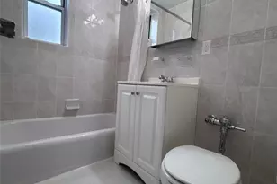 50 S Middle Neck Rd, Great Neck, NY 11021 - Photo 7