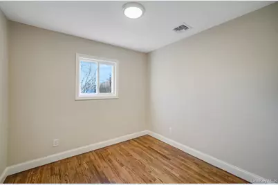 12 Chelmsford Drive, Wheatley Heights, NY 11798 - Photo 17