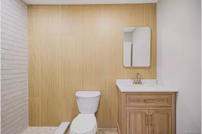 12 Chelmsford Drive, Wheatley Heights, NY 11798 - Photo 23