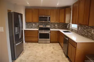 32 Poplar Dr, Monroe, NY 10950 - Photo 7