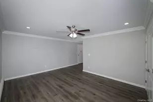 105 Overton Ave, Sayville, NY 11782 - Photo 5