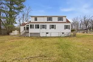 80 Roaring Brook Rd, Chappaqua, NY 10514 - Photo 41