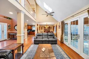 20 Tulip Ct, Moriches, NY 11955 - Photo 15