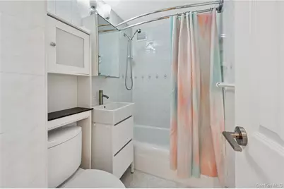 3103 Fairfield Avenue #5D, Bronx, NY 10463 - Photo 13