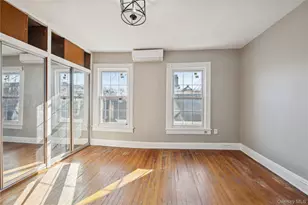 84-21 120th St, Richmond Hill, NY 11418 - Photo 17