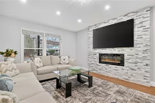 21 Green Ave, Valley Cottage, NY 10989 - Photo 5