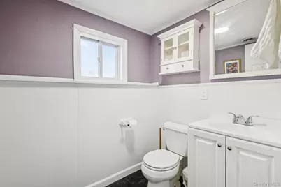 4 Oakley Drive, Huntington Station, NY 11746 - Photo 17