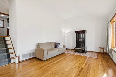 4 Oakley Drive, Huntington Station, NY 11746 - Photo 5