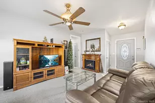 19 Evelyn Rd, Port Jefferson Station, NY 11776 - Photo 7