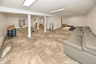 1 Miriam Ln, Monsey, NY 10952 - Photo 33