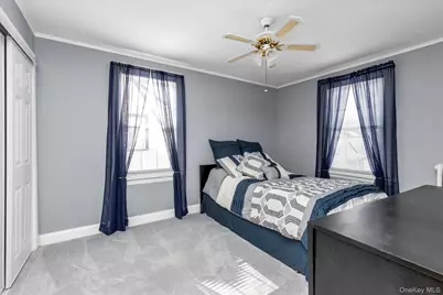 59 Stratford Avenue, Williston Park, NY 11596 - Photo 11