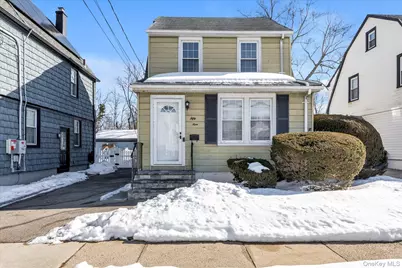 59 Stratford Avenue, Williston Park, NY 11596 - Photo 1