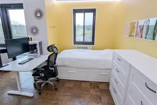 100 E Hartsdale Ave, Hartsdale, NY 10530 - Photo 15