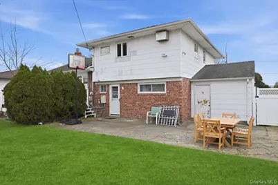 400 Plainview Road, Hicksville, NY 11801 - Photo 29