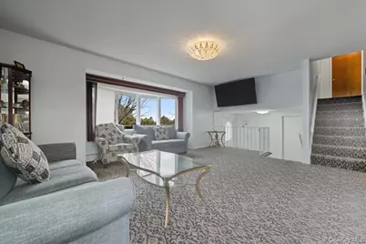 400 Plainview Road, Hicksville, NY 11801 - Photo 7